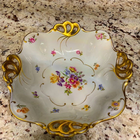 Rate find! JLMENAU porcelain bowl. - Picture 1 of 7